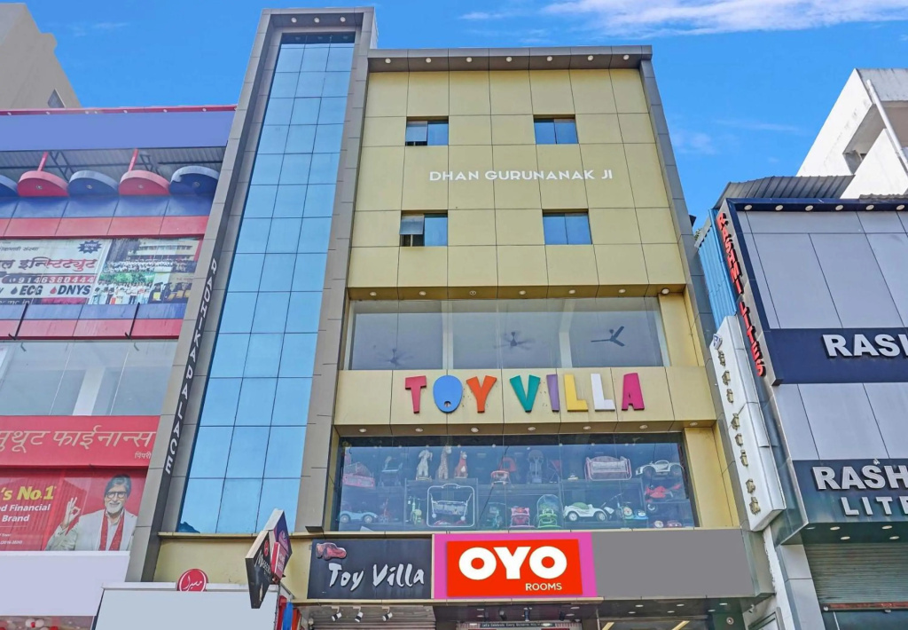 OYO Flagship 80575 Satnam Inn