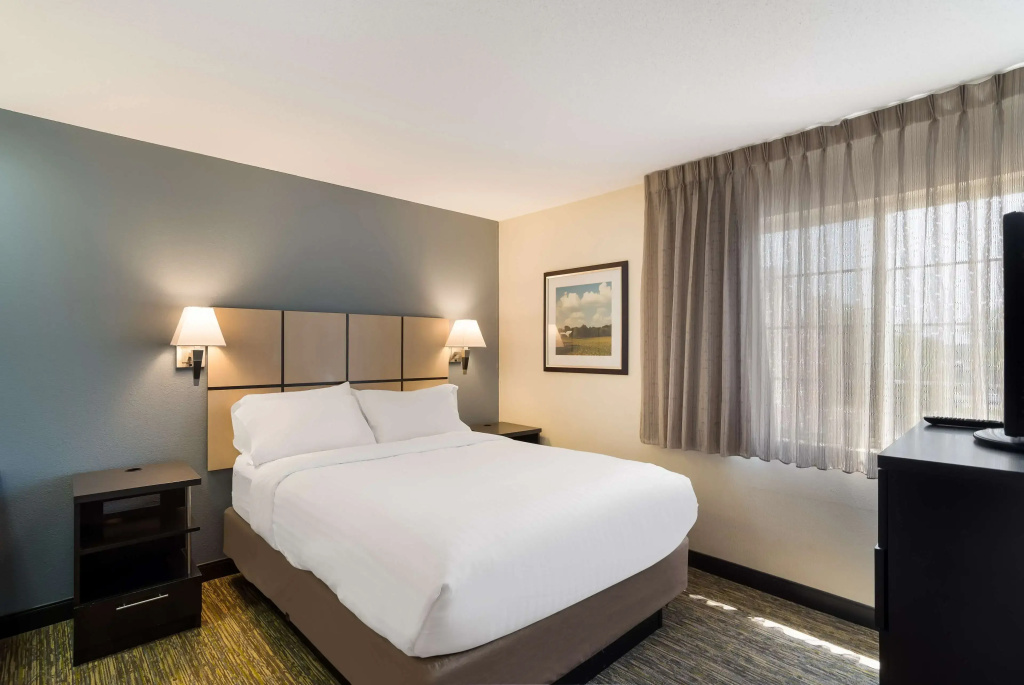 Sonesta Simply Suites Hampton - Général