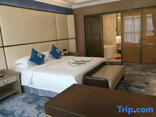Executive Suite with river view