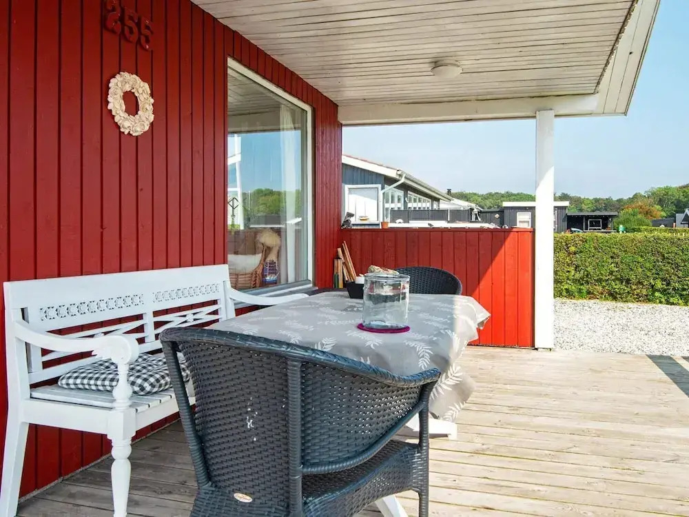 6 Person Holiday Home in Juelsminde - фото 11