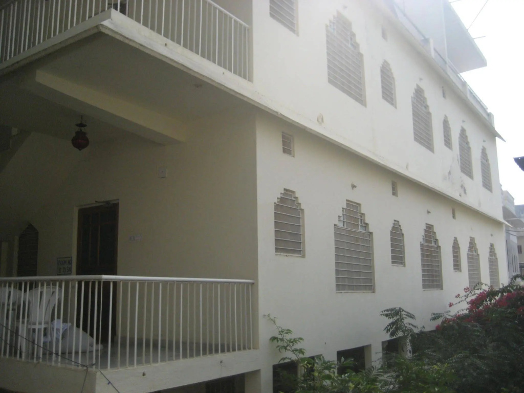 Lal Ghat Guest House