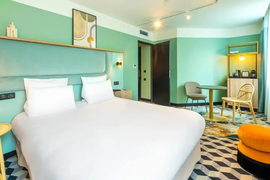 Superior Double room (full double bed)