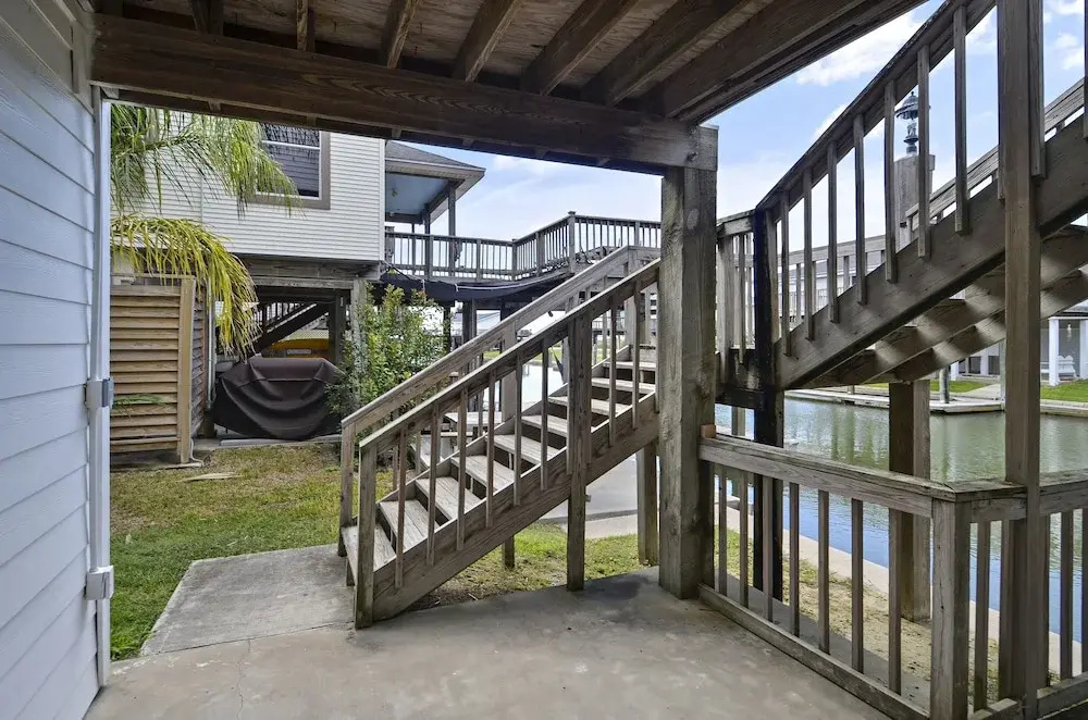 Balcony & Terrace