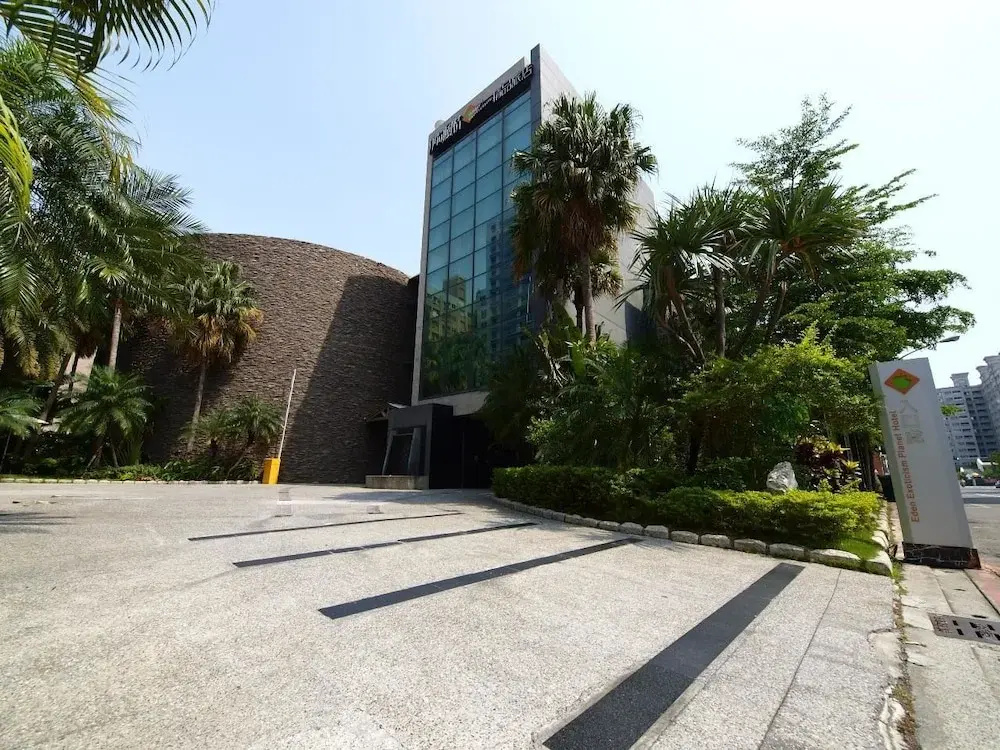 Eden Exoticism Planet Hotel
