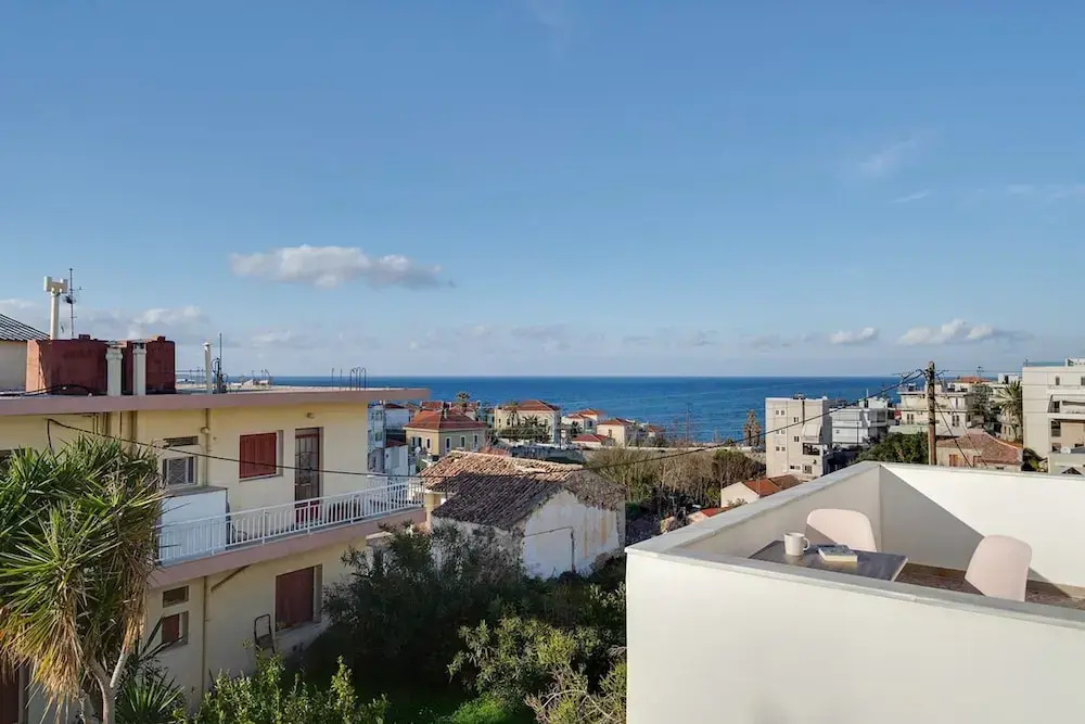 Sea City and Mountain View Apartment
