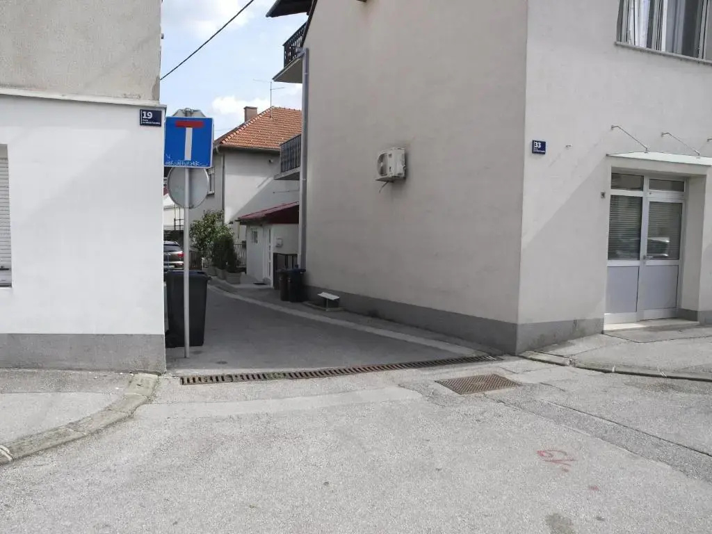 Cozy Studio Apartment Tian in Zagreb