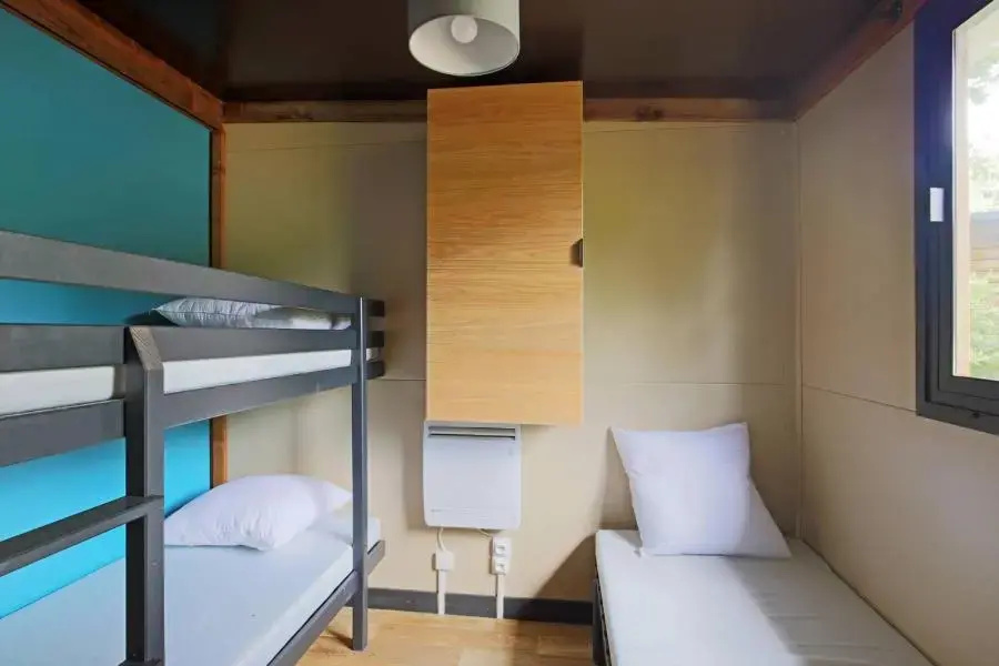 2 Bedrooms Chalet