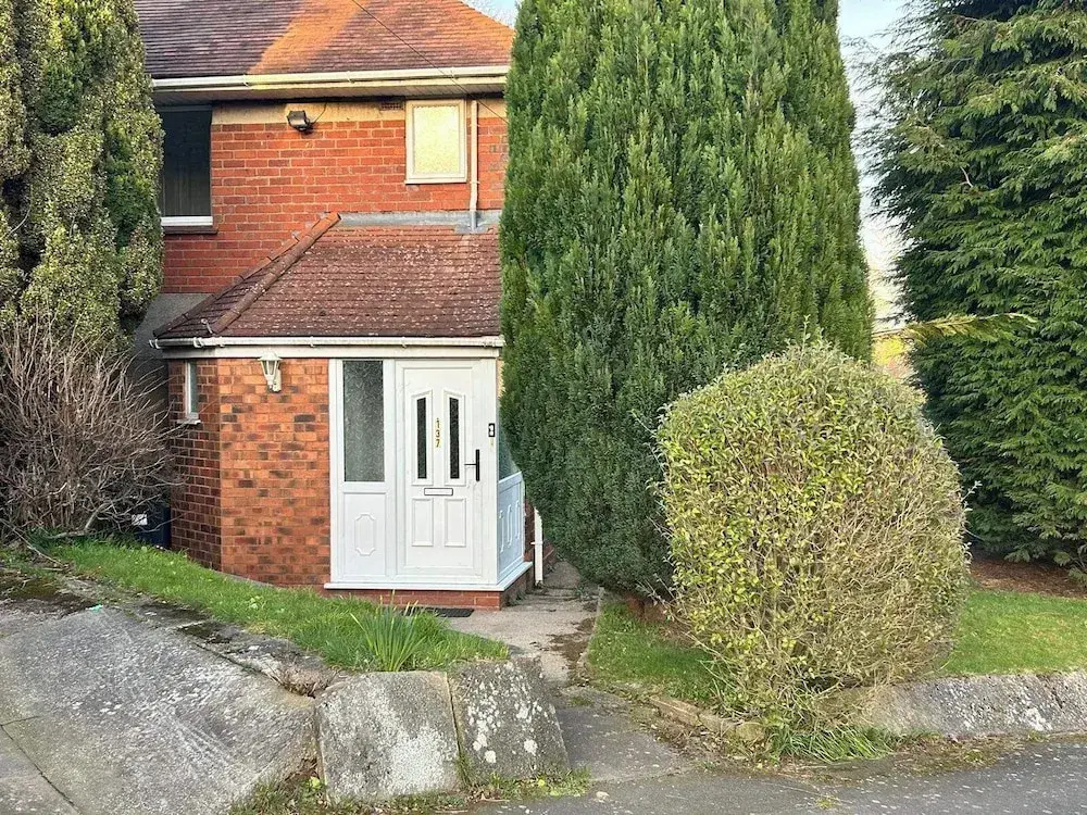 Cosy 3-bed Retreat - Garden, Parking & Bbq