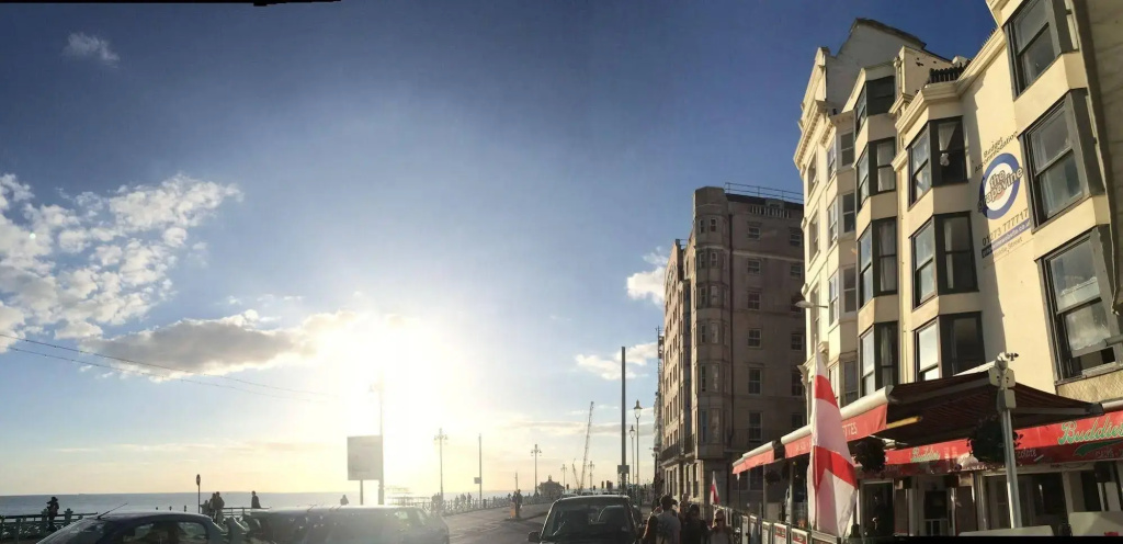 The Grapevine Seafront - Hostel