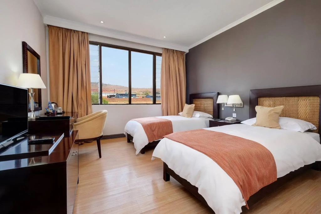 Standard Double room with mountain view (twin beds)