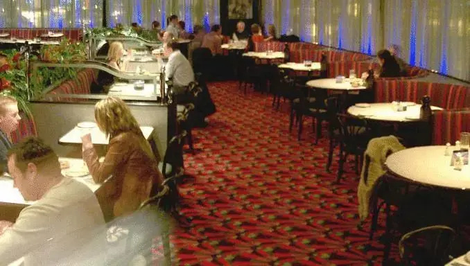 Damon's Hotel - Général