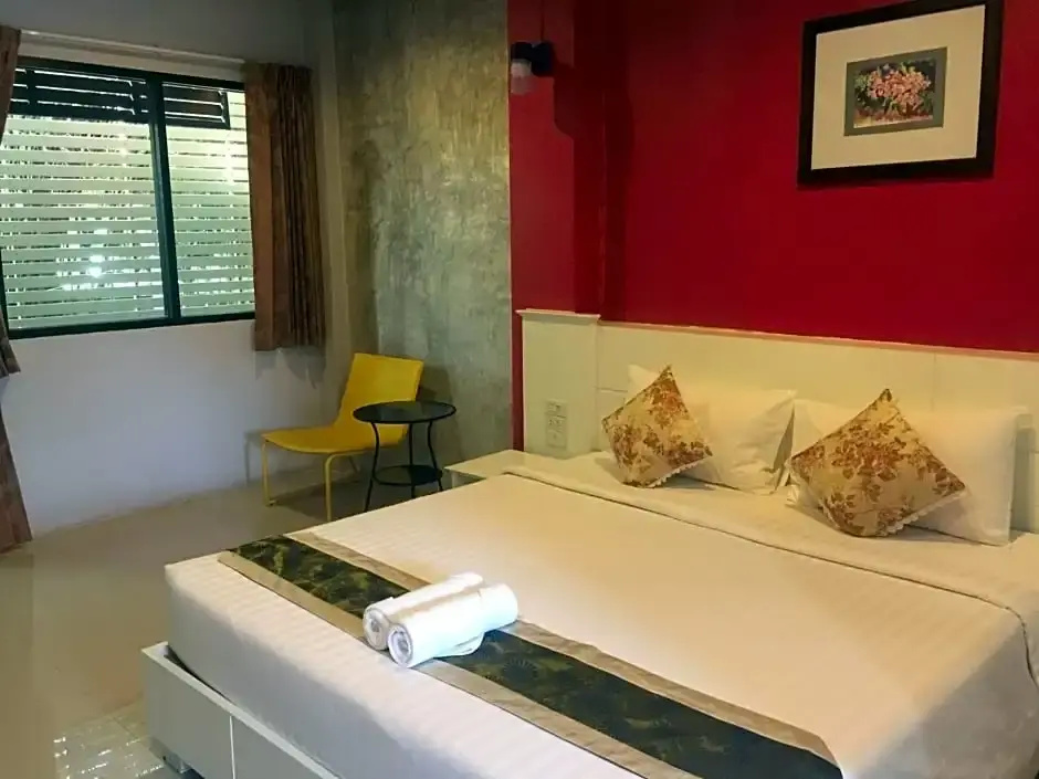 Standard Double room (full double bed)
