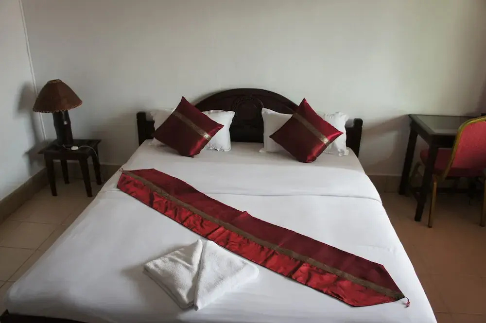 Suksavanh River Hotel - Chambres