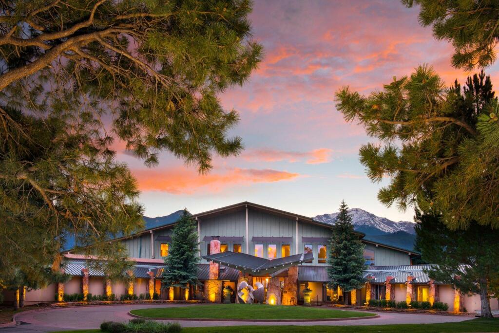 Garden of the Gods Resort & Club by null