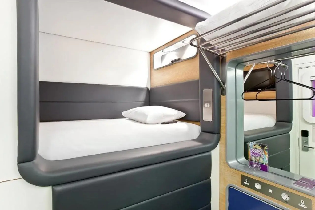YOTELAIR Amsterdam Schiphol - Transit Hotel - Général