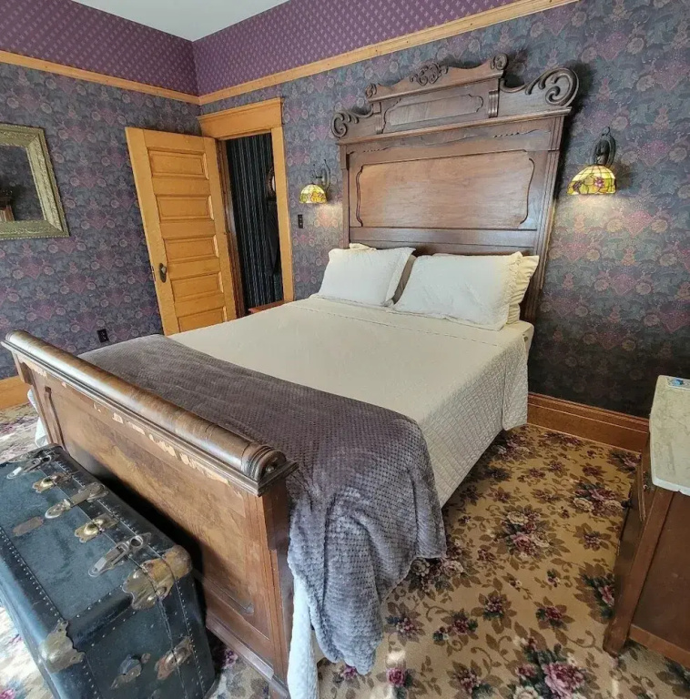 1 Bedroom Suite