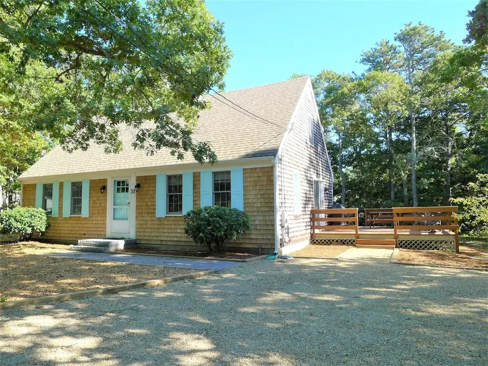 20 Woodpine - 4 Bedroom House