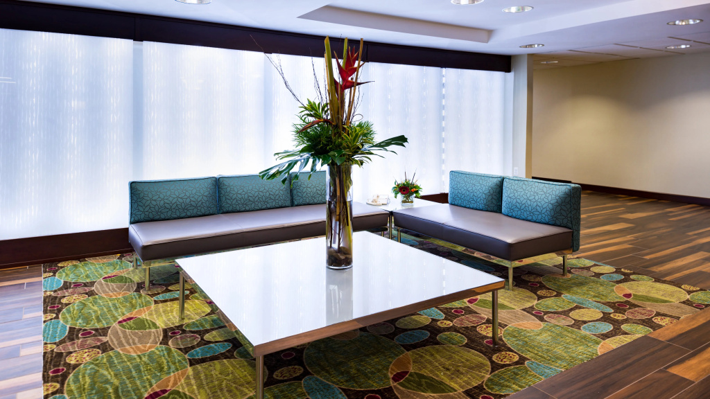 Holiday Inn Hotel & Suites Warren by IHG - Général