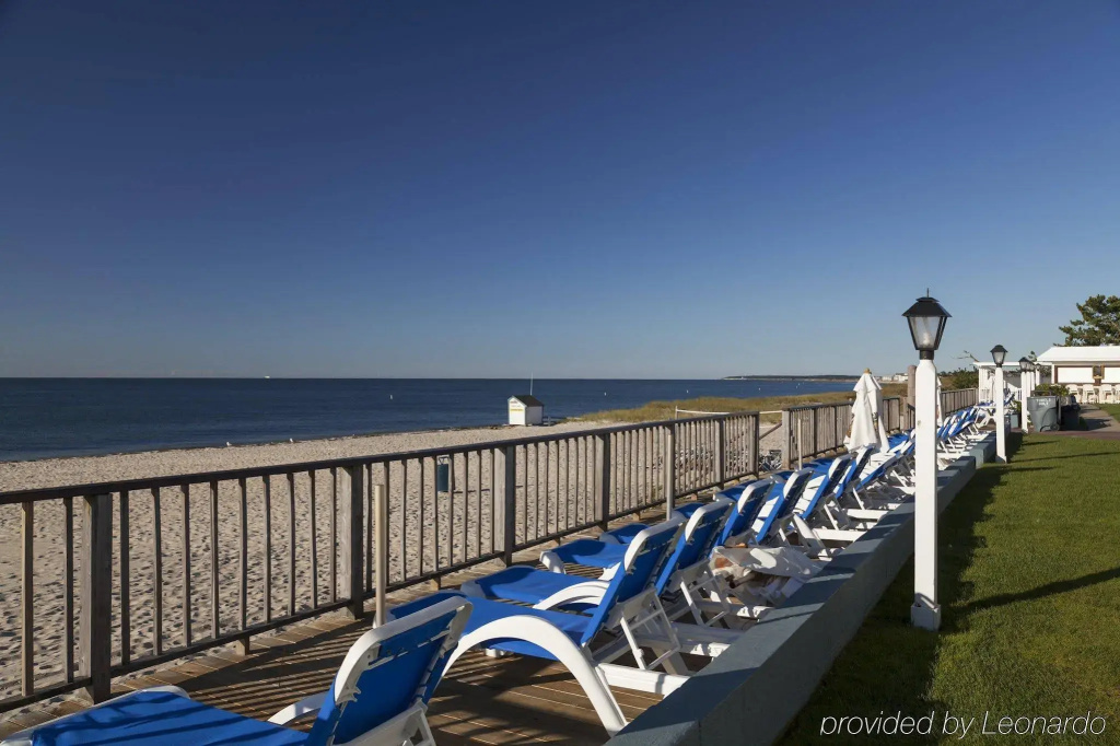 Beach & Waterfront