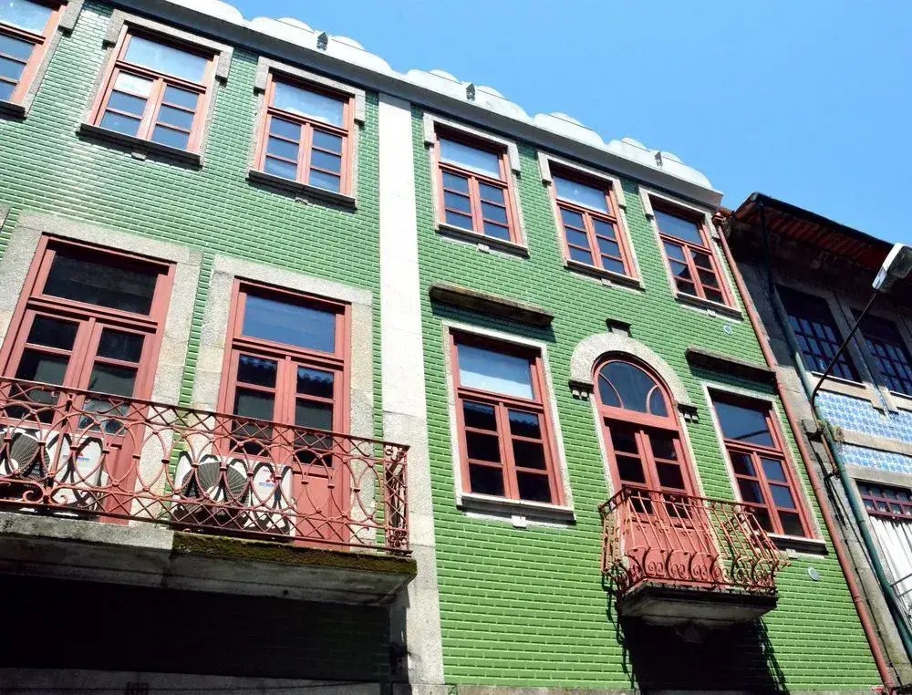 162 Sol Apartments