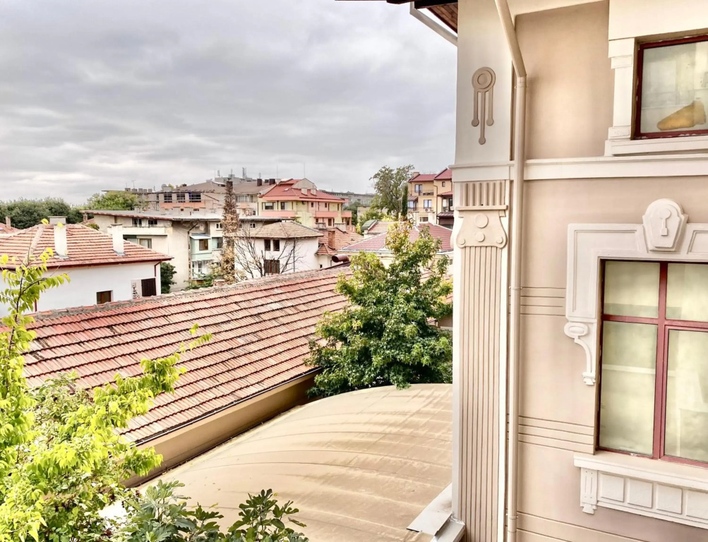 Top Location Apartment with 2Bath for 6 Guests
