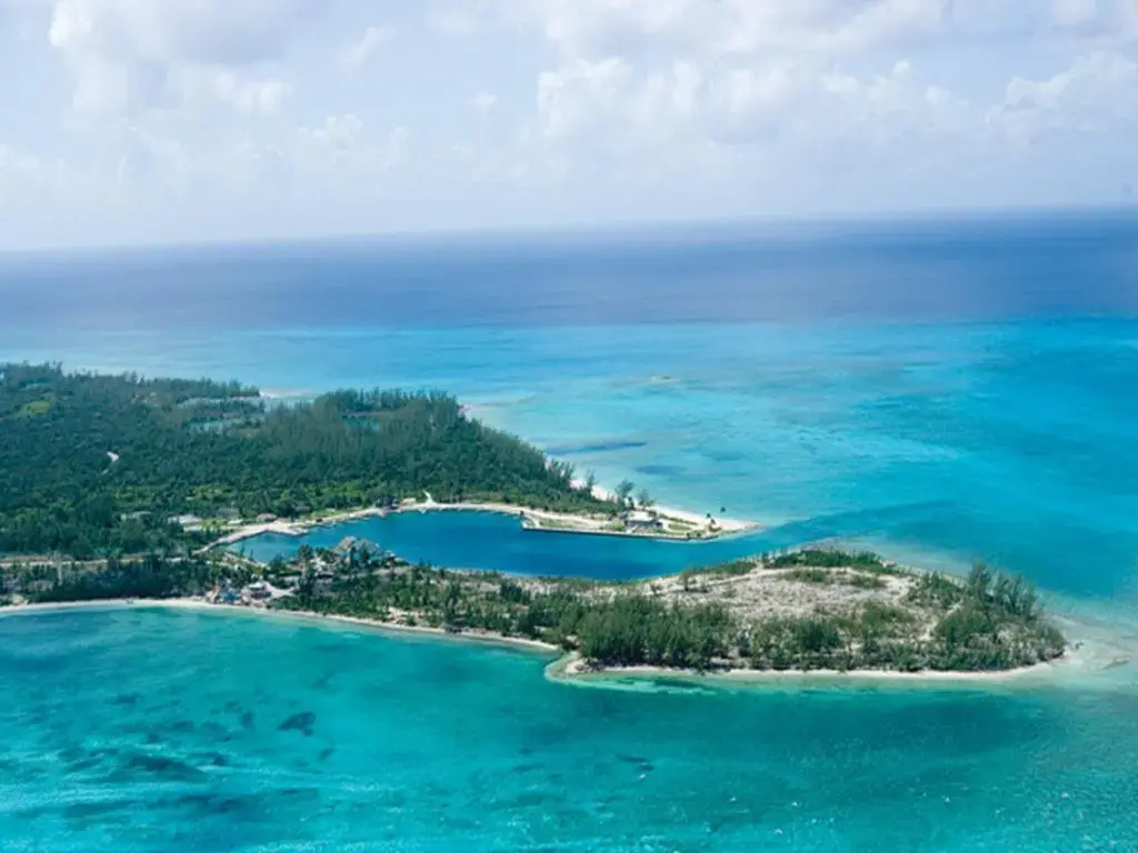 Beach & Waterfront