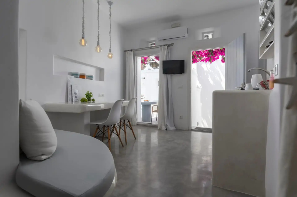 Suite with balcony and with sea view