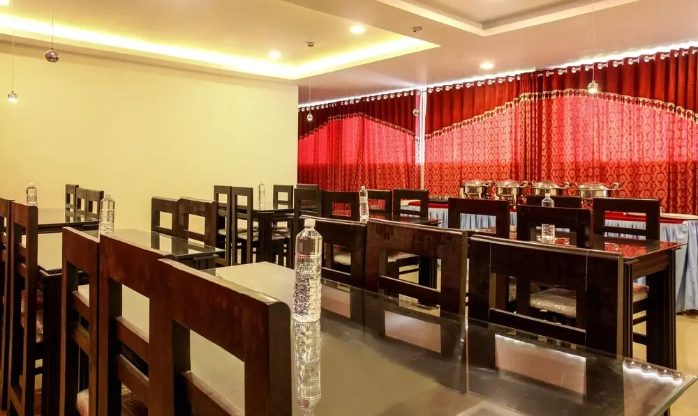 Food & Beverage