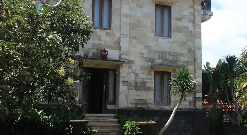 Muji Homestay