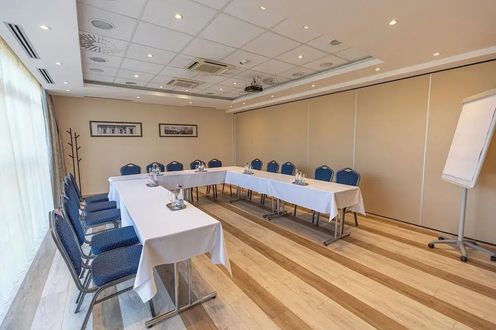 City Hotel Miskolc - Général