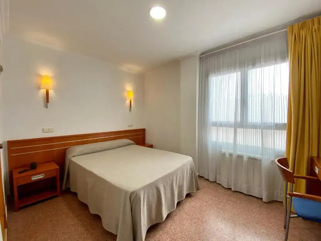 Standard Double room (full double bed)