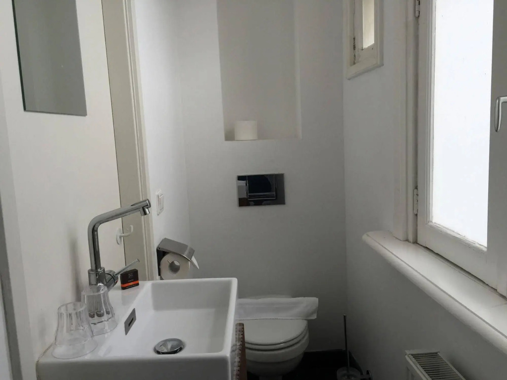 Nine-T-Teen Bed & Breakfast by null