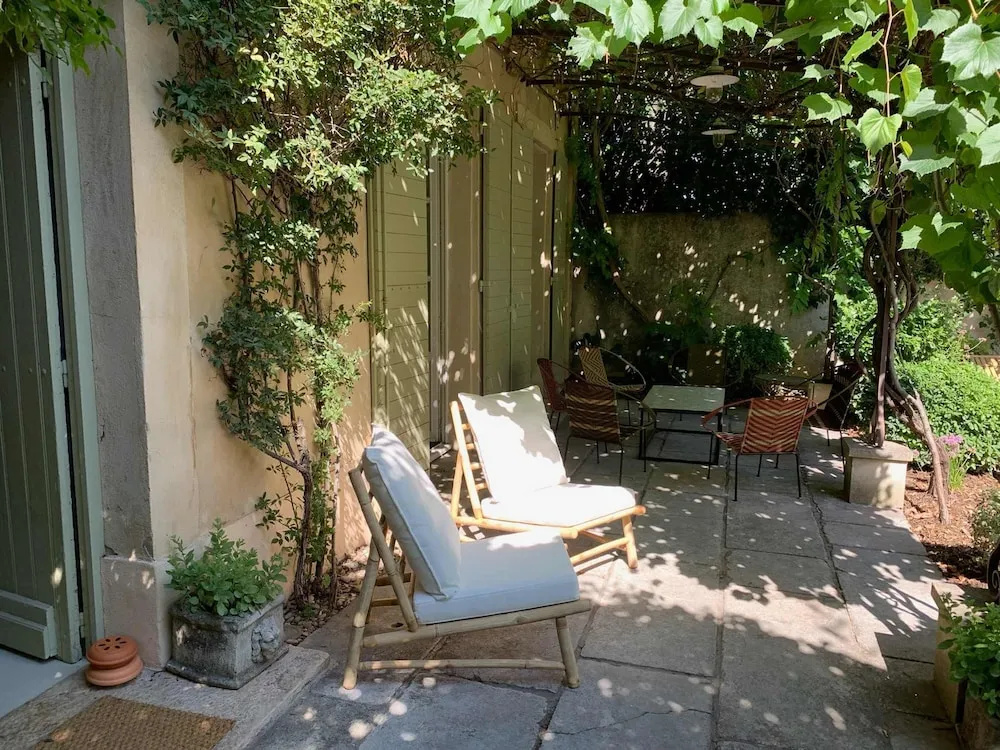 Afficher la photo 6 — Villa Maillane 18th Century Residence Completely Renovated