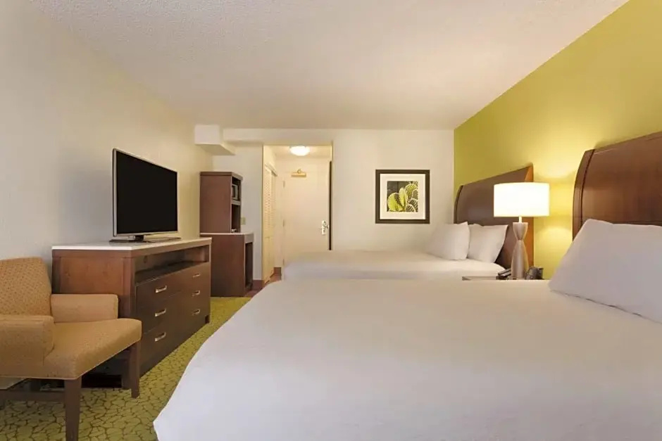 Hilton Garden Inn Anaheim Garden Grove - Chambres