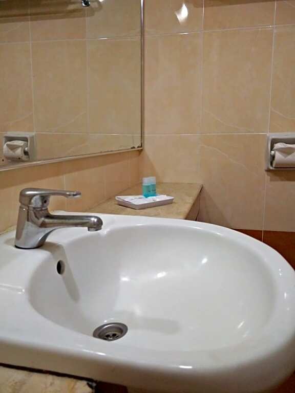 Bintang Warisan Hotel