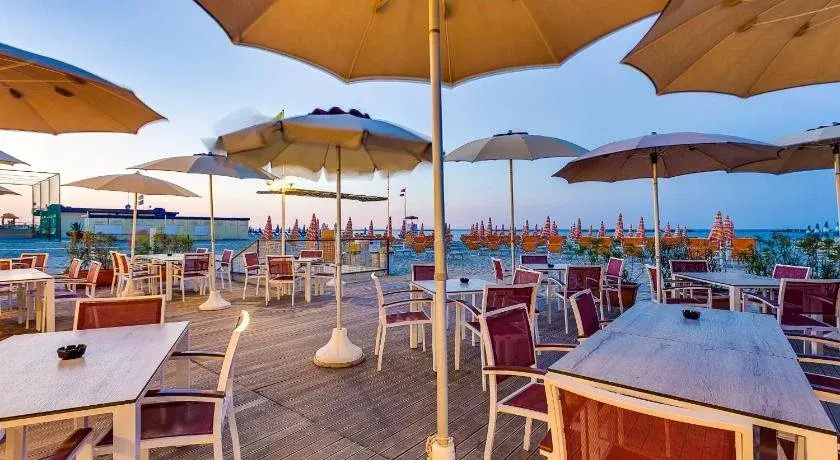 Beach & Waterfront