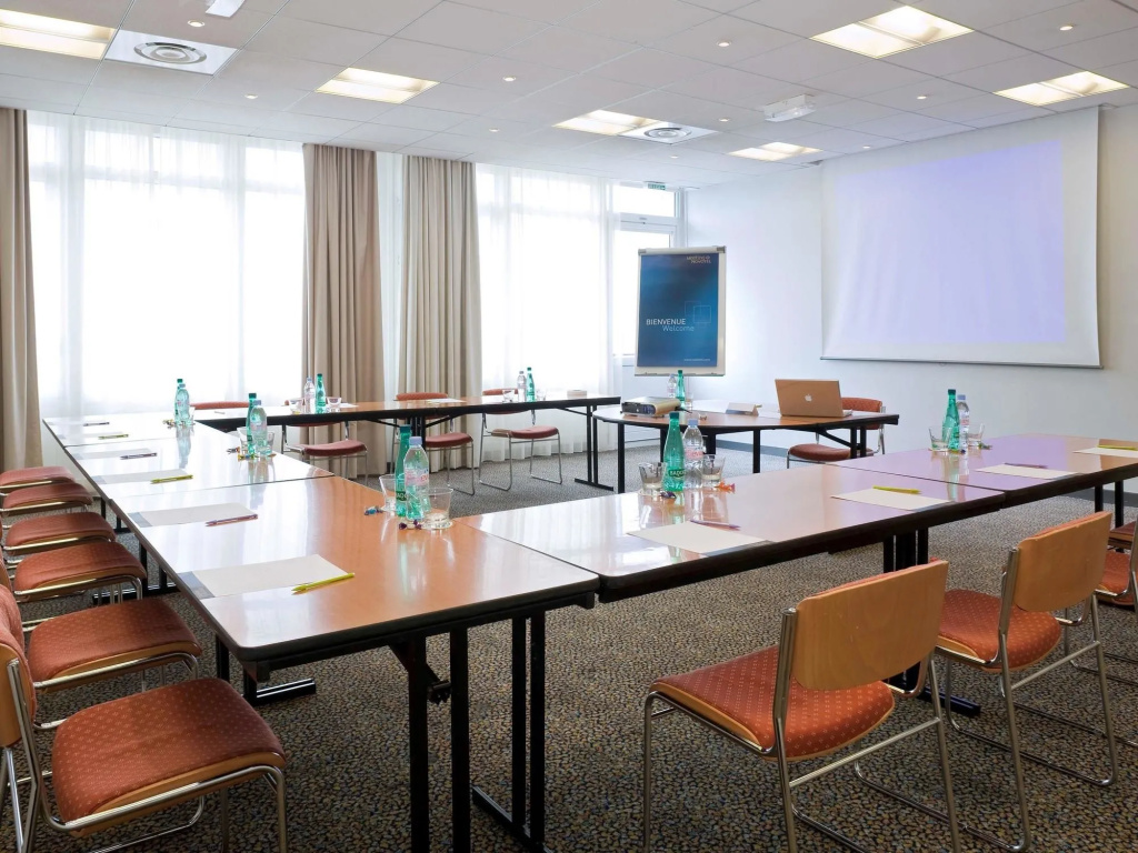 Demeures de campagne Orleans Chemin de Sologne – Novotel - Général