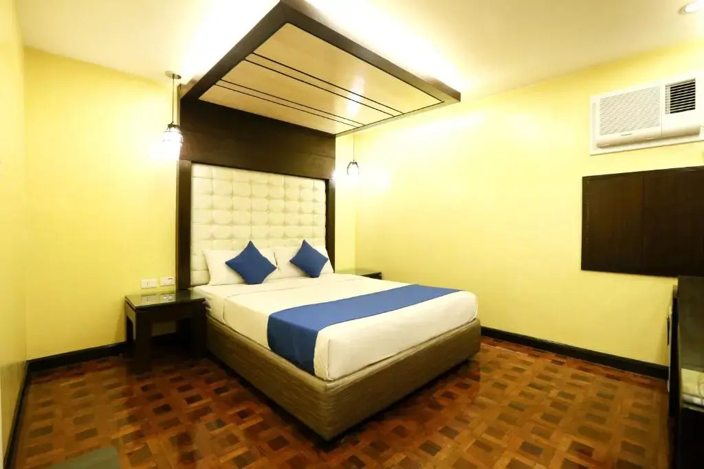 Standard Double room (full double bed)