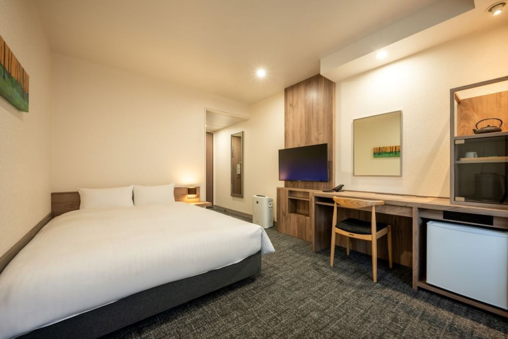 Economy Double room (full double bed)