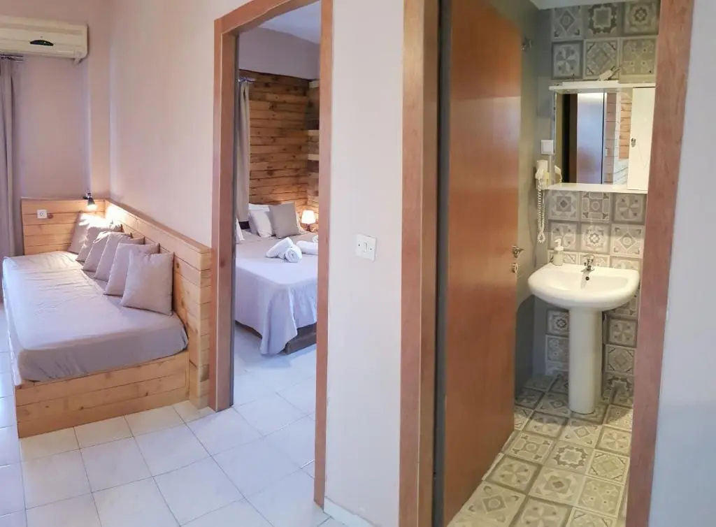 1 Bedroom Apartment with garden view