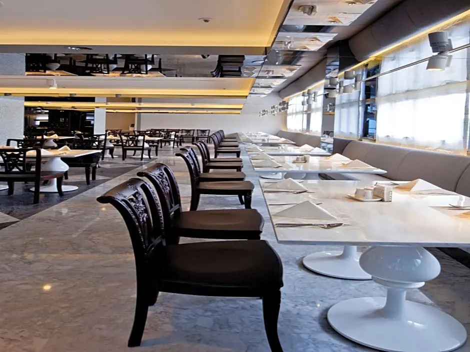 Royal Seasons Hotel Taichung Zhongkang - фото 18