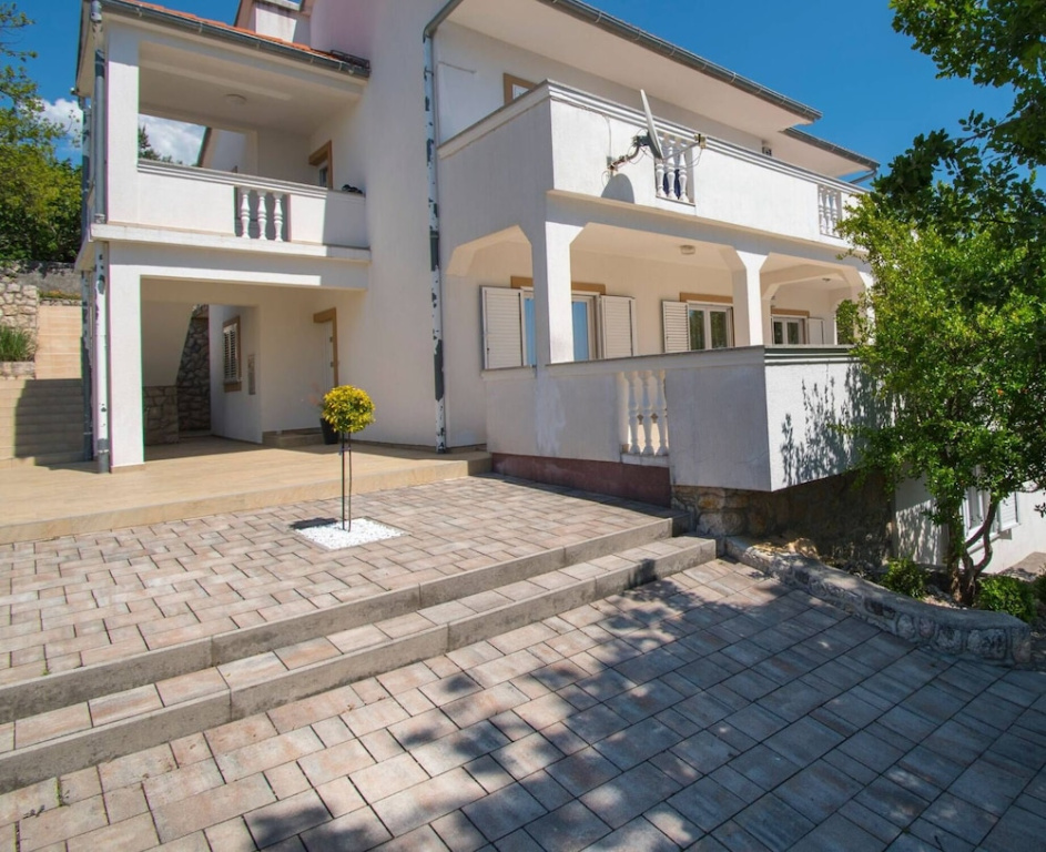 Apartment Ana