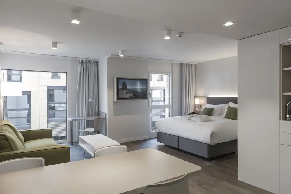 Base Nyon - Chambres