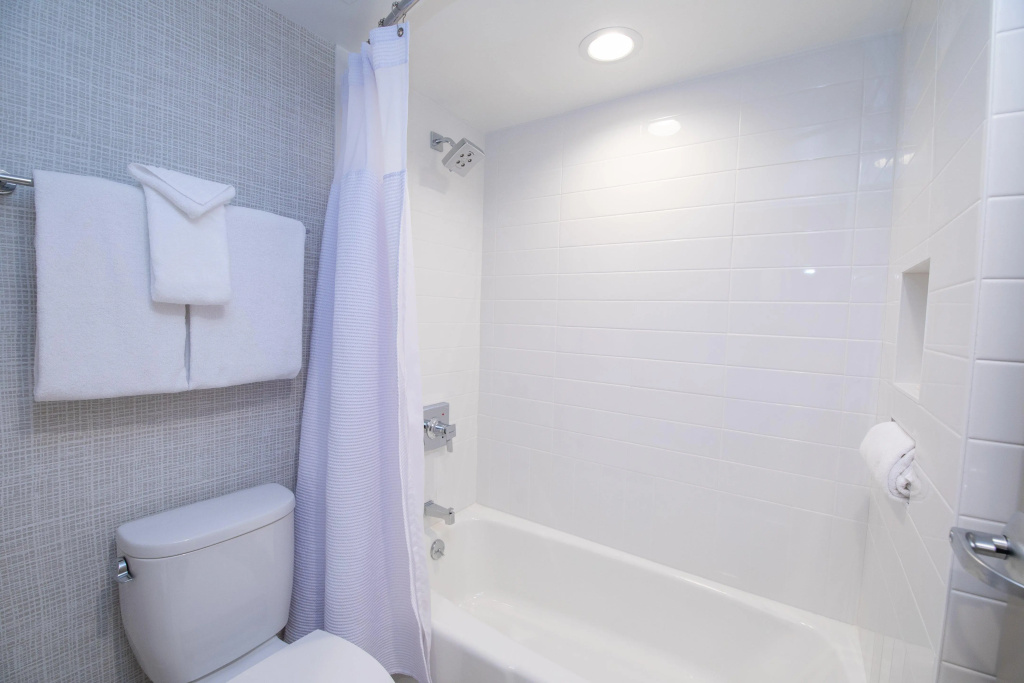Crowne Plaza Providence-Warwick Airport by IHG - фото 11