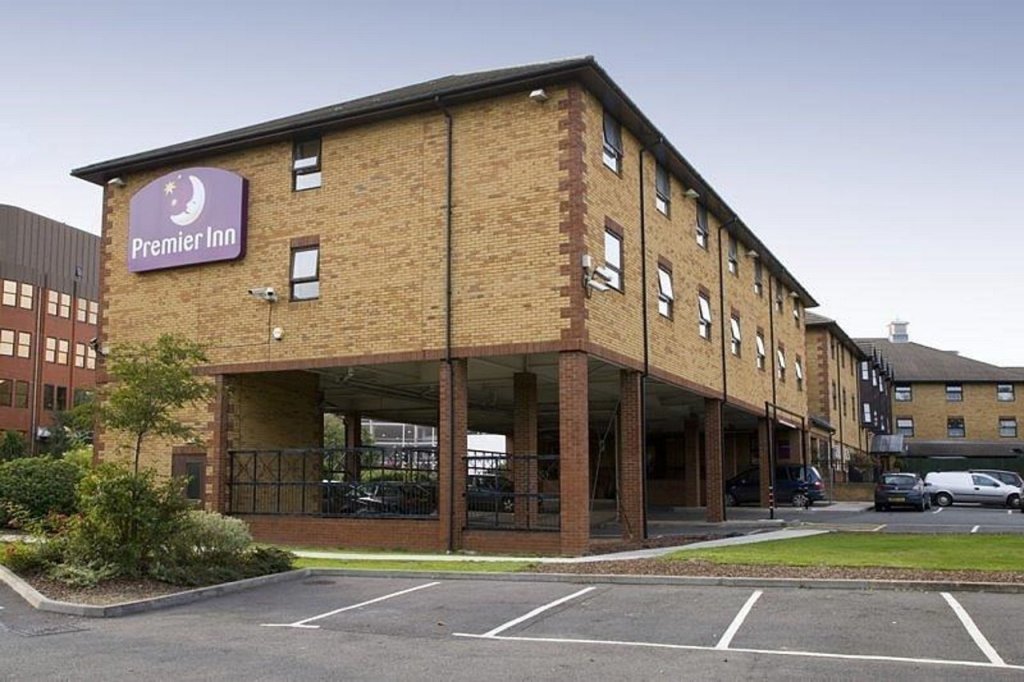 Premier Inn Romford Central (Mercury Gardens) hotel image