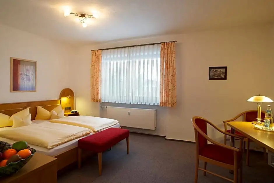Landhotel Seeg Hotel - Chambres