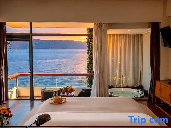Standard Double room with view (full double bed)