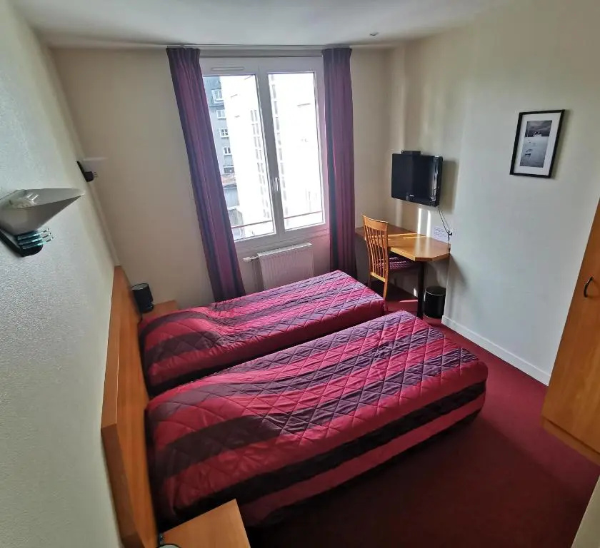Double room (twin beds)