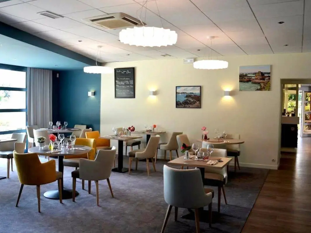 Logis Hôtel Restaurant Les Fontaines - Général