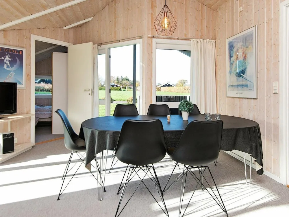 Welcoming Holiday Home in Juelsminde With Sauna - фото 5